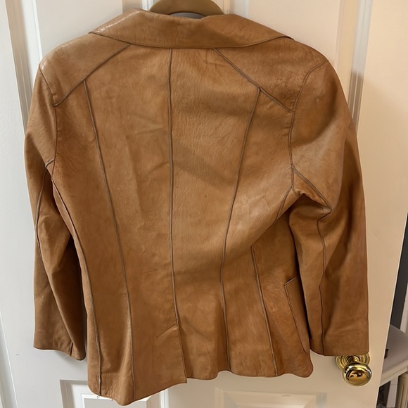 Andrew Marc womens leather jacket - Picture 2 of 2